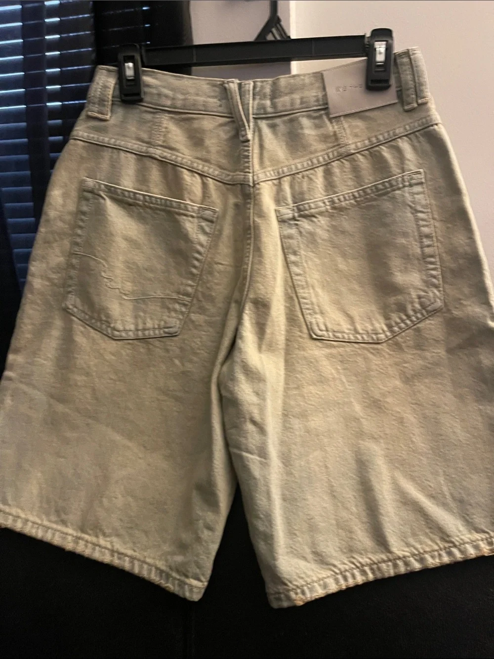 Free People We The Free Women’s Mud Wash Bermuda Denim Jean Jorts Size 25 NWOT